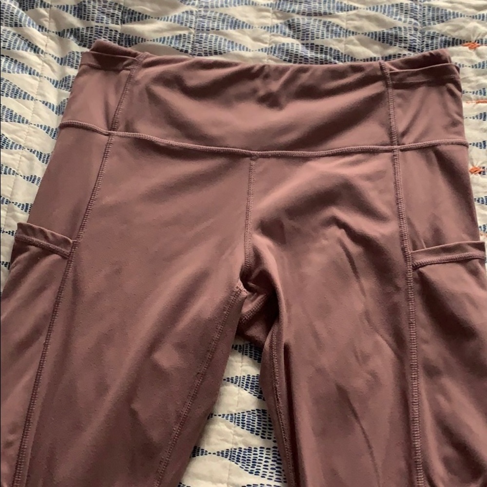 Carpi workout leggings